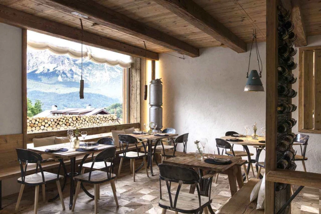 San Brite, Cortina: 1 Michelin star and 1 green Michelin star restaurant in Cortina d’Ampezzo. instagram: @sanbrite_official