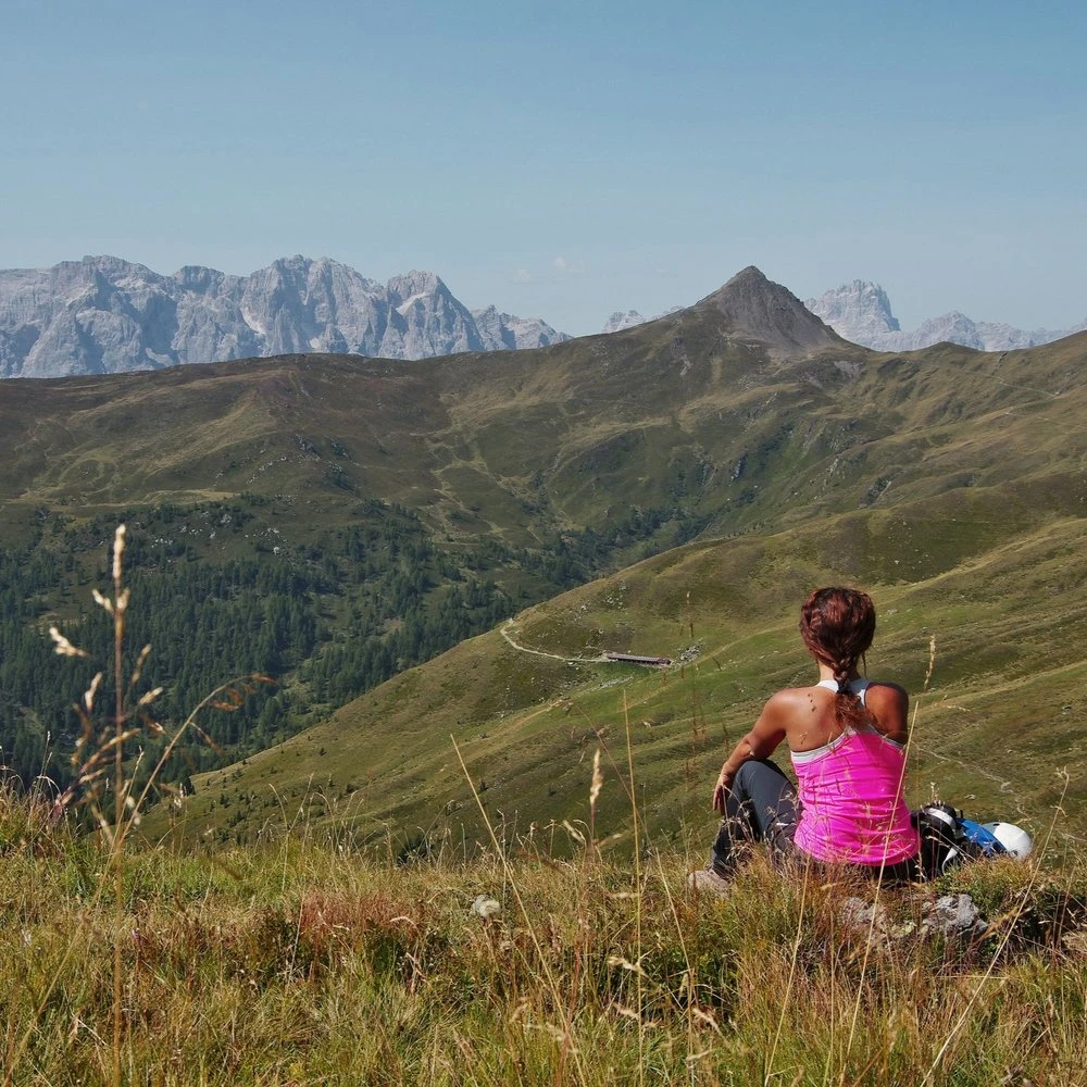 Outdoor sports all year long, from skiing, to moutain-biking, hiking and much more!