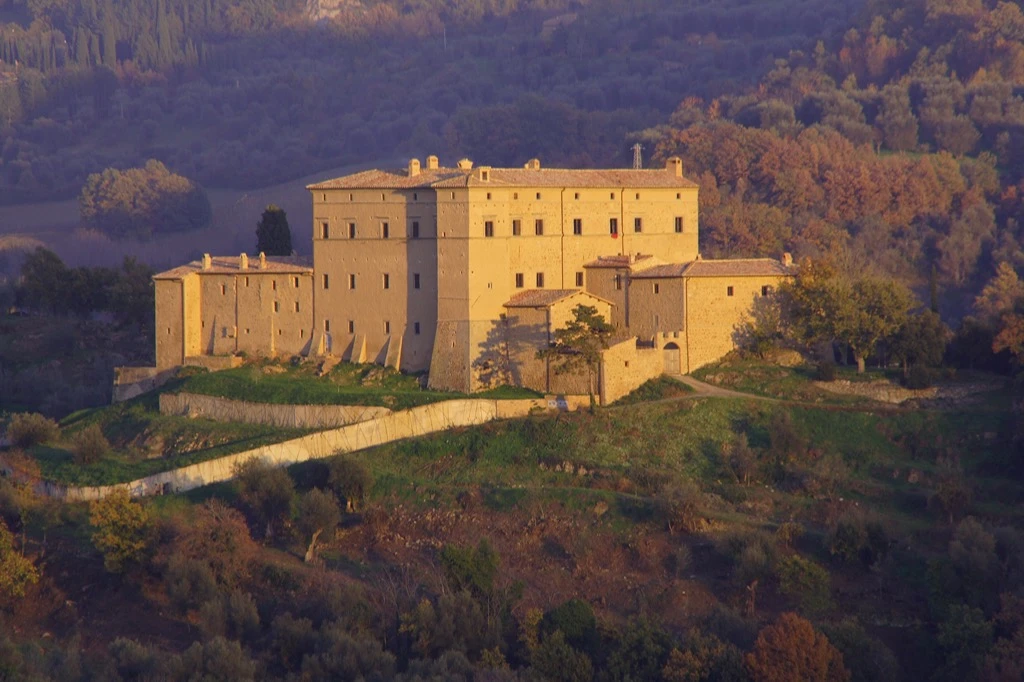 Venue No. 011 | Tuscan Castle | 200 guests