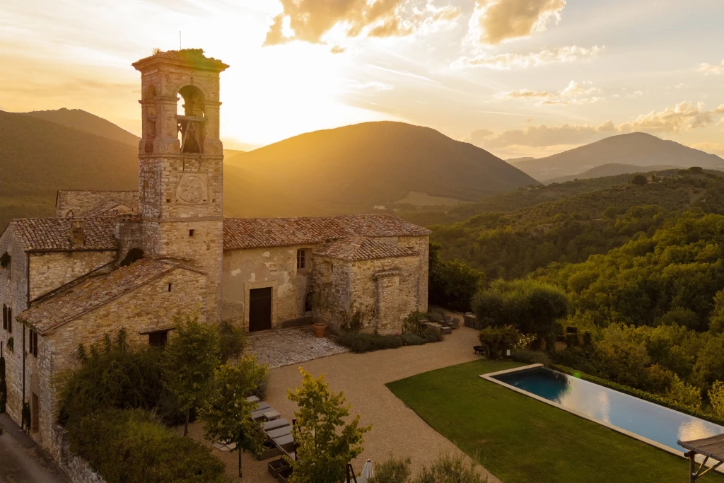 Venue No. 006 | The Estate in Umbria | 70 guests