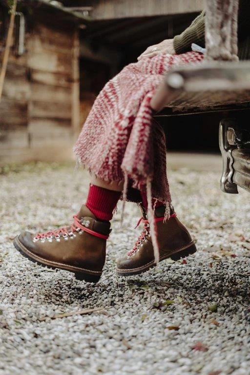 definitely take your favourite hiking boots: Sentier Italia