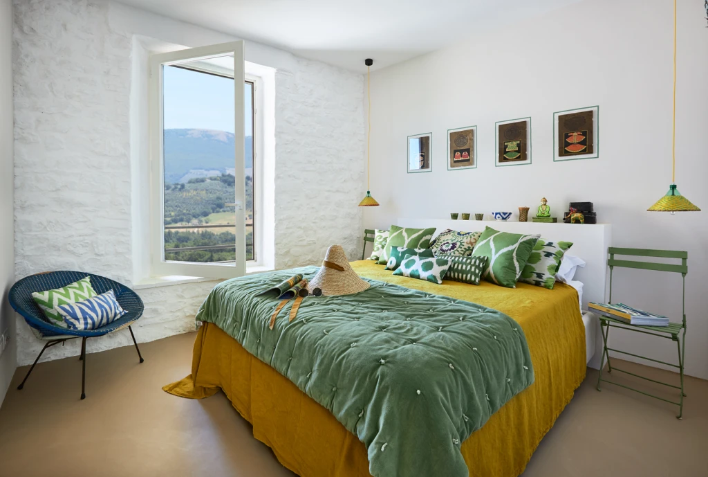 From your bed you have a magnificent view over the countryside of Umbria.