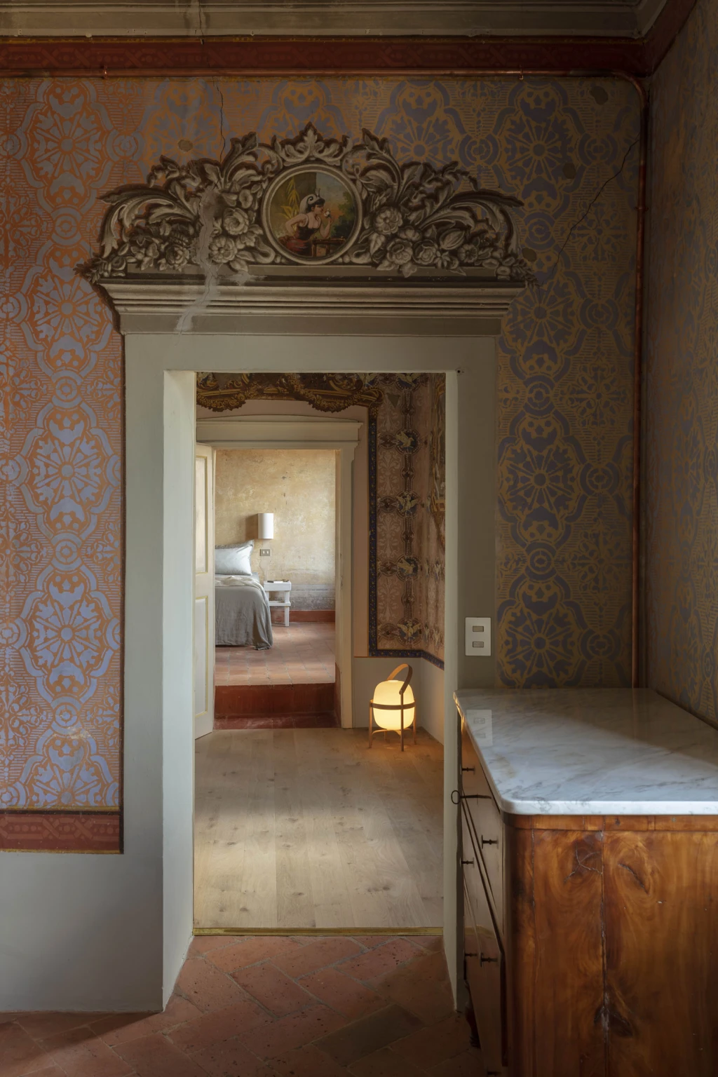 The house, with roots dating back to the 14th century, was restored with love and authenticity