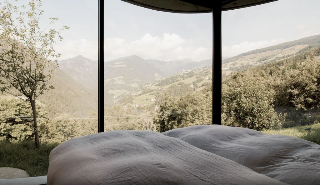 the most spectacular view to wake up to, add a cup of Italian coffee and you have perfection!