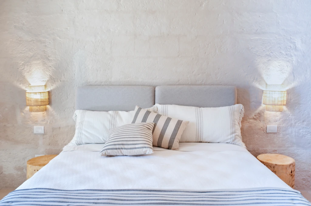 The bedrooms all have crisp linen, comfortable pillows and airconditioning