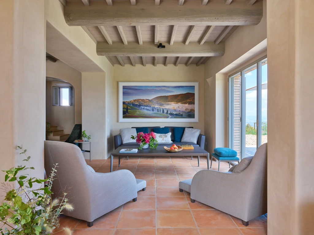 Living room with contemporary Italian design, Montalcino