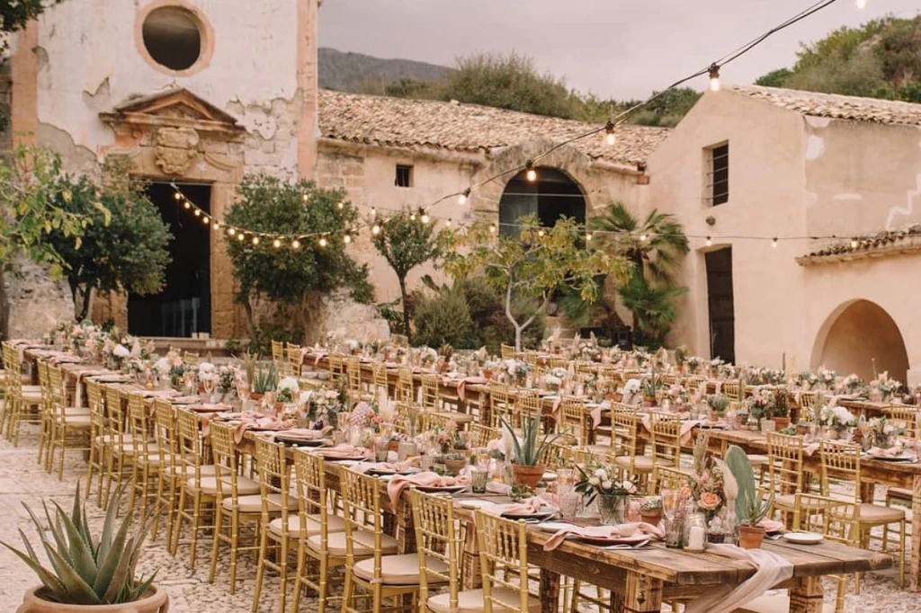 Venue No. 001 | A Sicilian Wedding by the sea | 250 guests