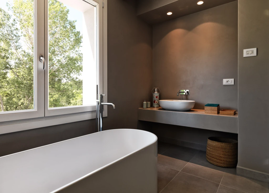 a stunning, contemporary and comfortable bath room at Villa Rivo