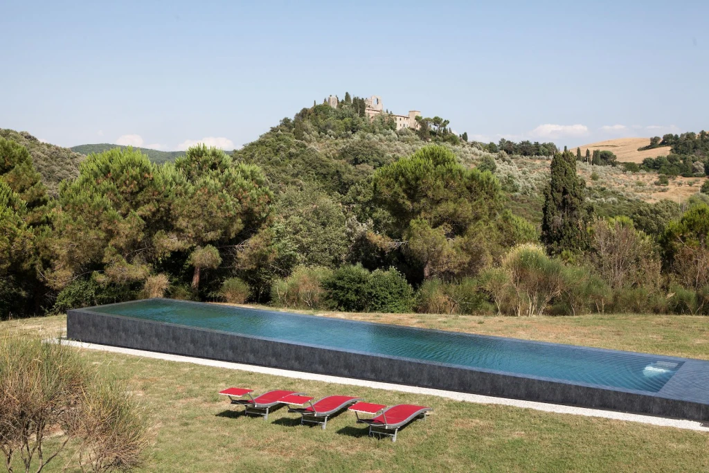 Infinity pool (20 meters) in Tuscany