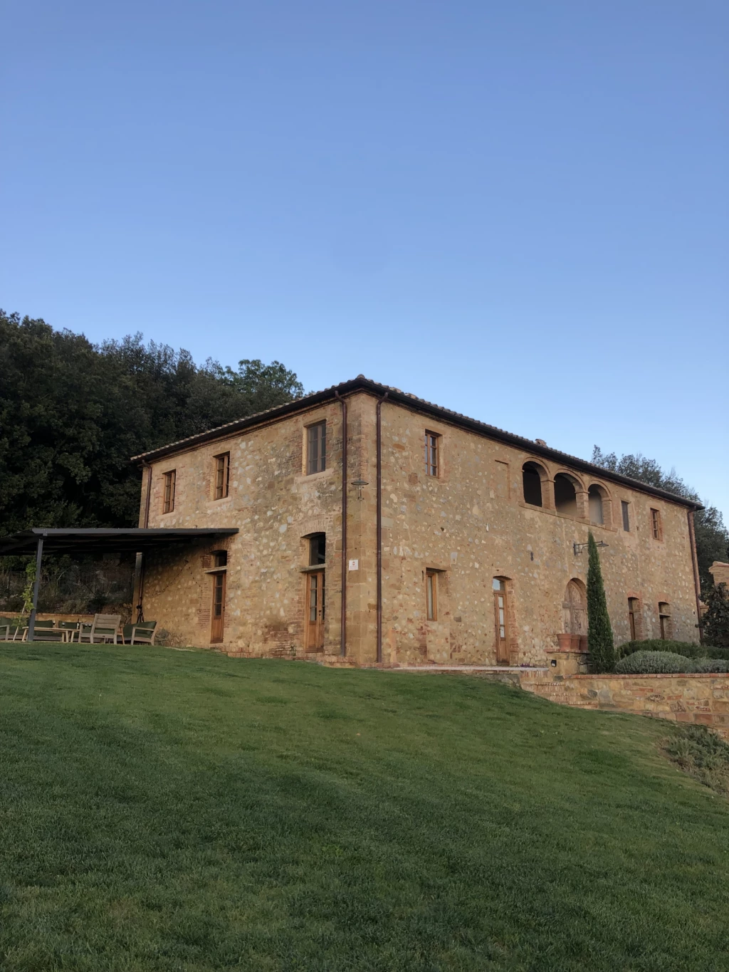 De oude gerenoveerde boerderij Podere Invidia in Trequanda, Toscane