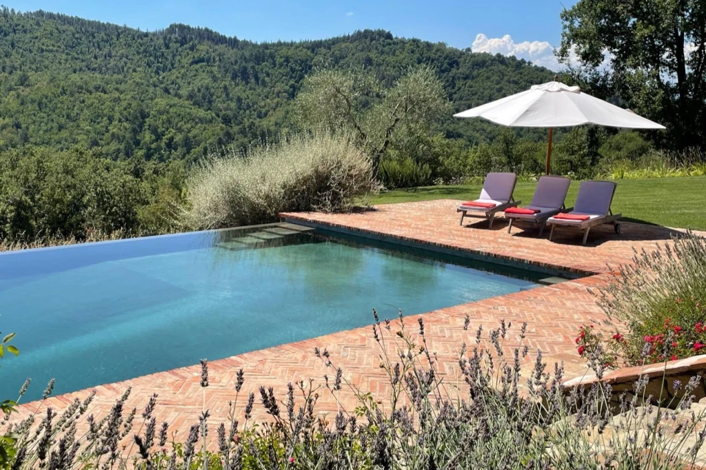 No. 094 | A Timeless Farmhouse