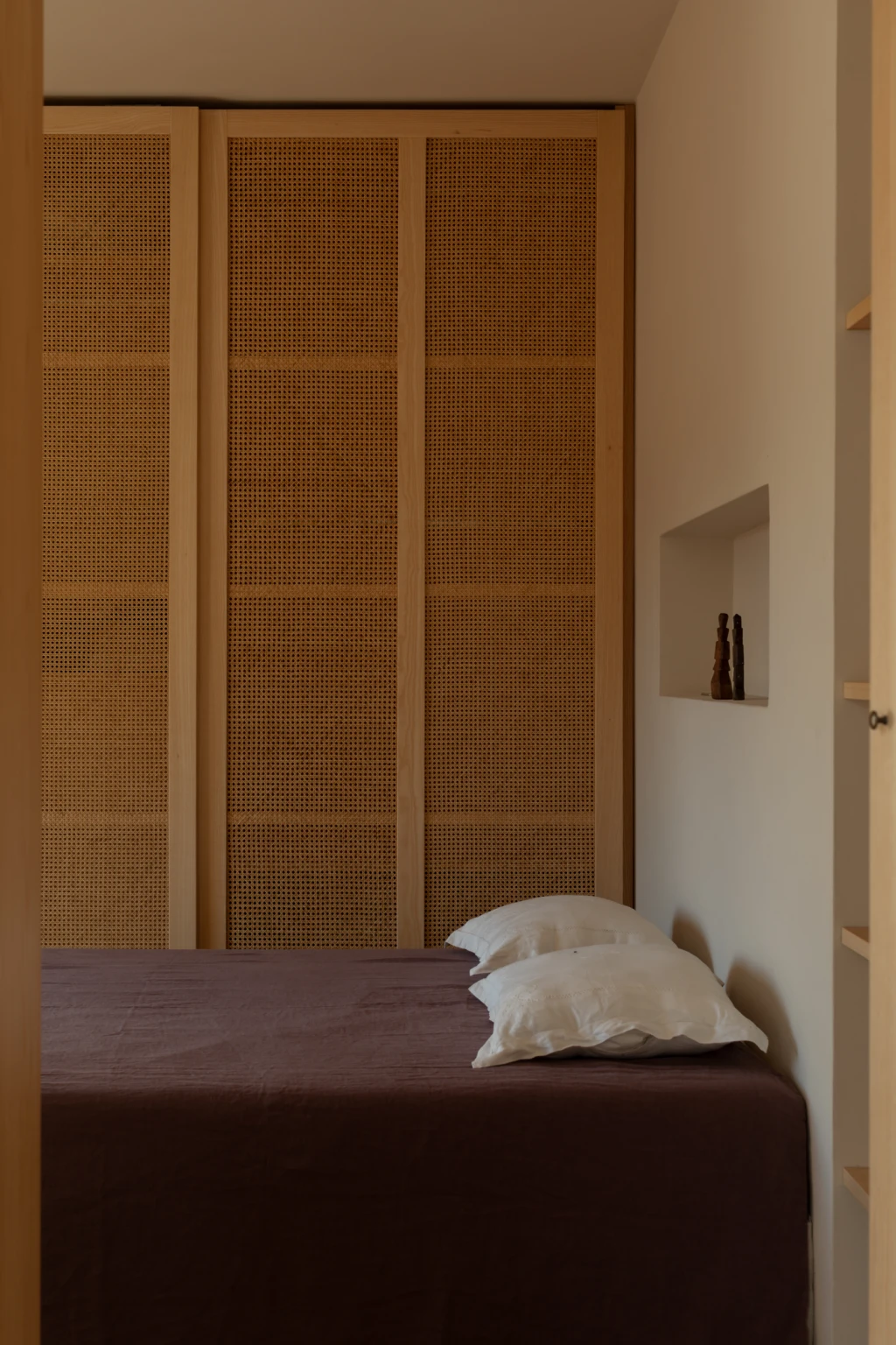 Kinfolk inspired bedroom Puglia.    [ Image ©️Fiona Walker-Arnott ]