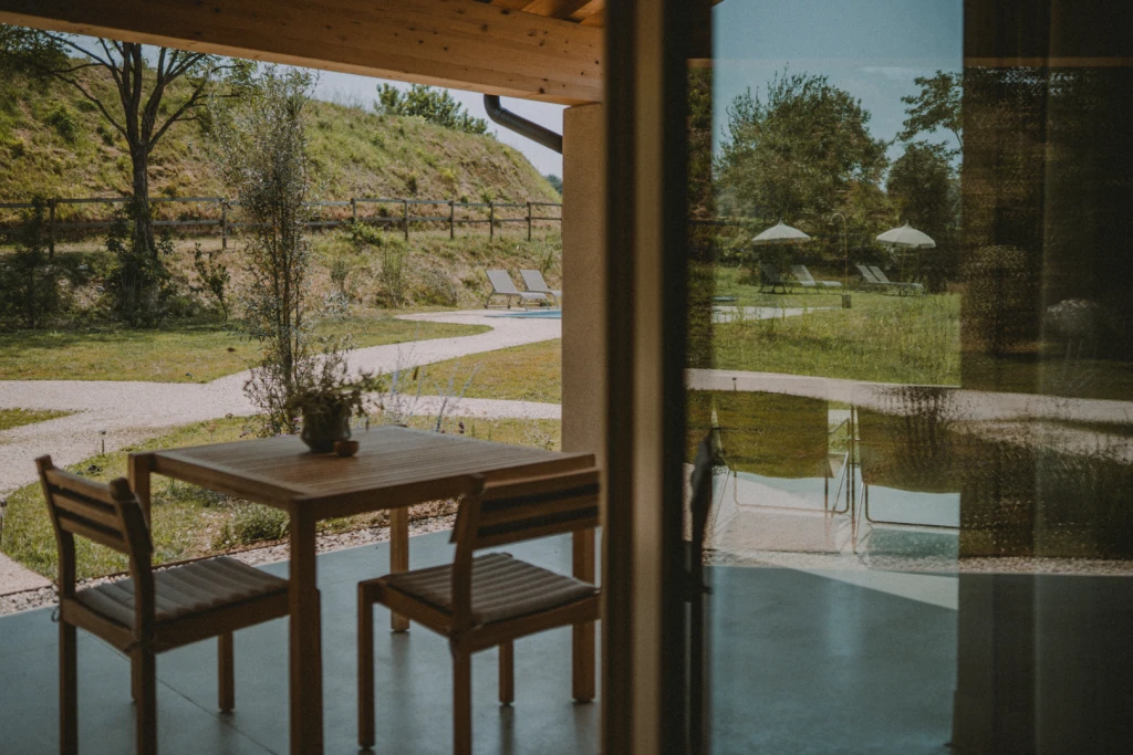 Corte Pavecchio: A charming agriturismo near Lake Garda offering rustic farmhouse stays, their own estate wines, delicious local flavors, and serene countryside vibes. Discover and book via Plinius.”
