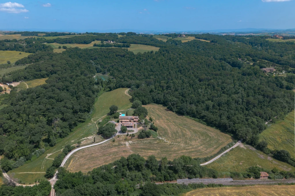 N°  027 | Tuscan Villa Escape