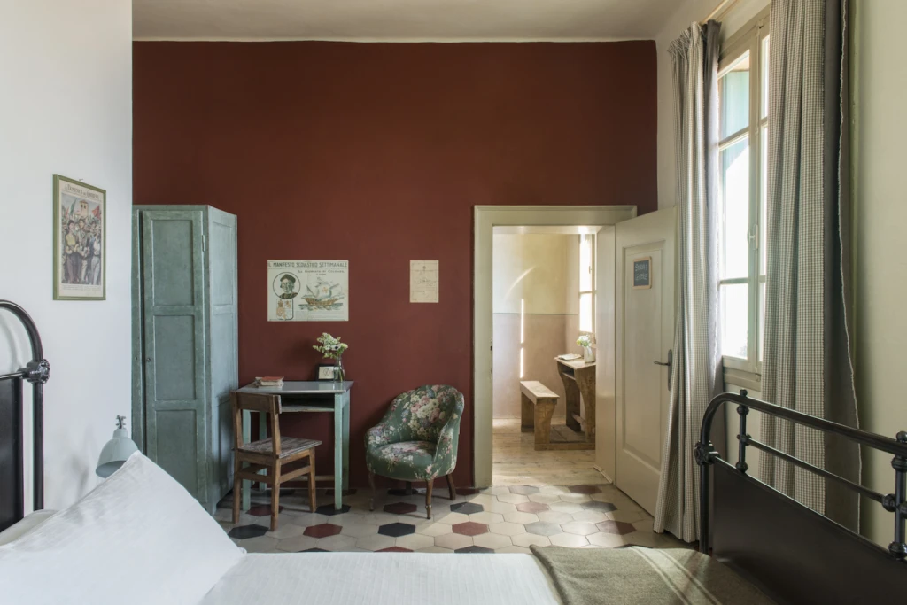"Escape to La Scuola Guesthouse' an unforgettable Italian getaway in the Veneto area.