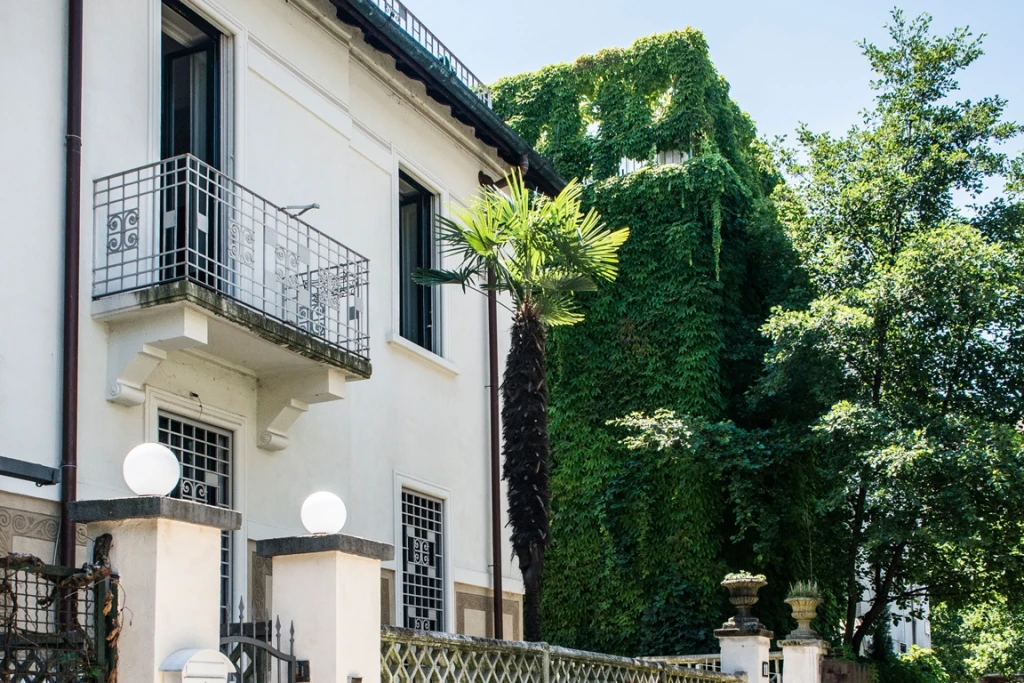 No. 033 | Elegant Milan Retreat