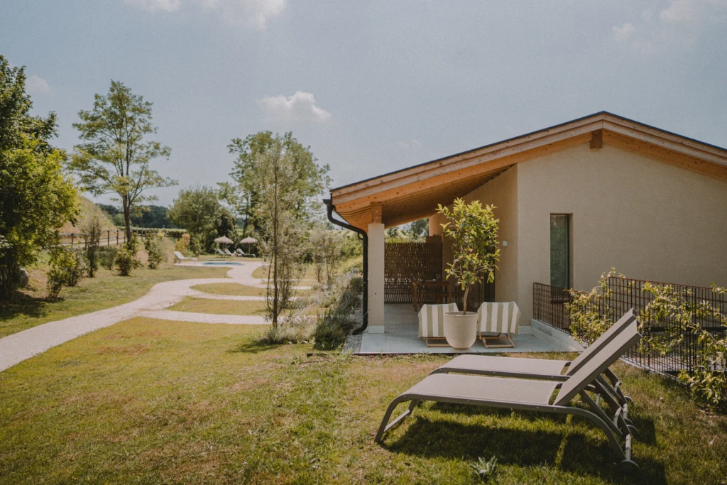 Corte Pavecchio: A charming agriturismo near Lake Garda offering rustic farmhouse stays, their own estate wines, delicious local flavors, and serene countryside vibes. Discover and book via Plinius.”