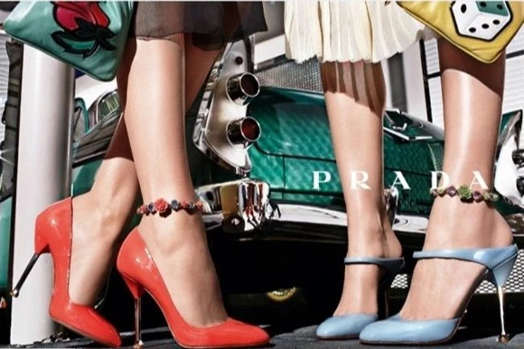 Prada & Tod's Factory Outlets